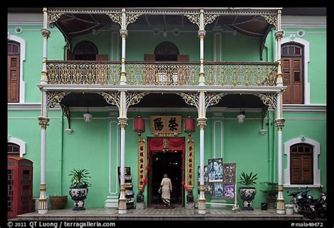  Pinang Peranakan Mansion: Zabytkowa Architektura i Wspaniała Kolekcja Sztuki!