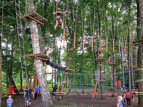 Park Linowy w Mudanjiang - Wyzwanie dla Odważnych i Piękne Widoki